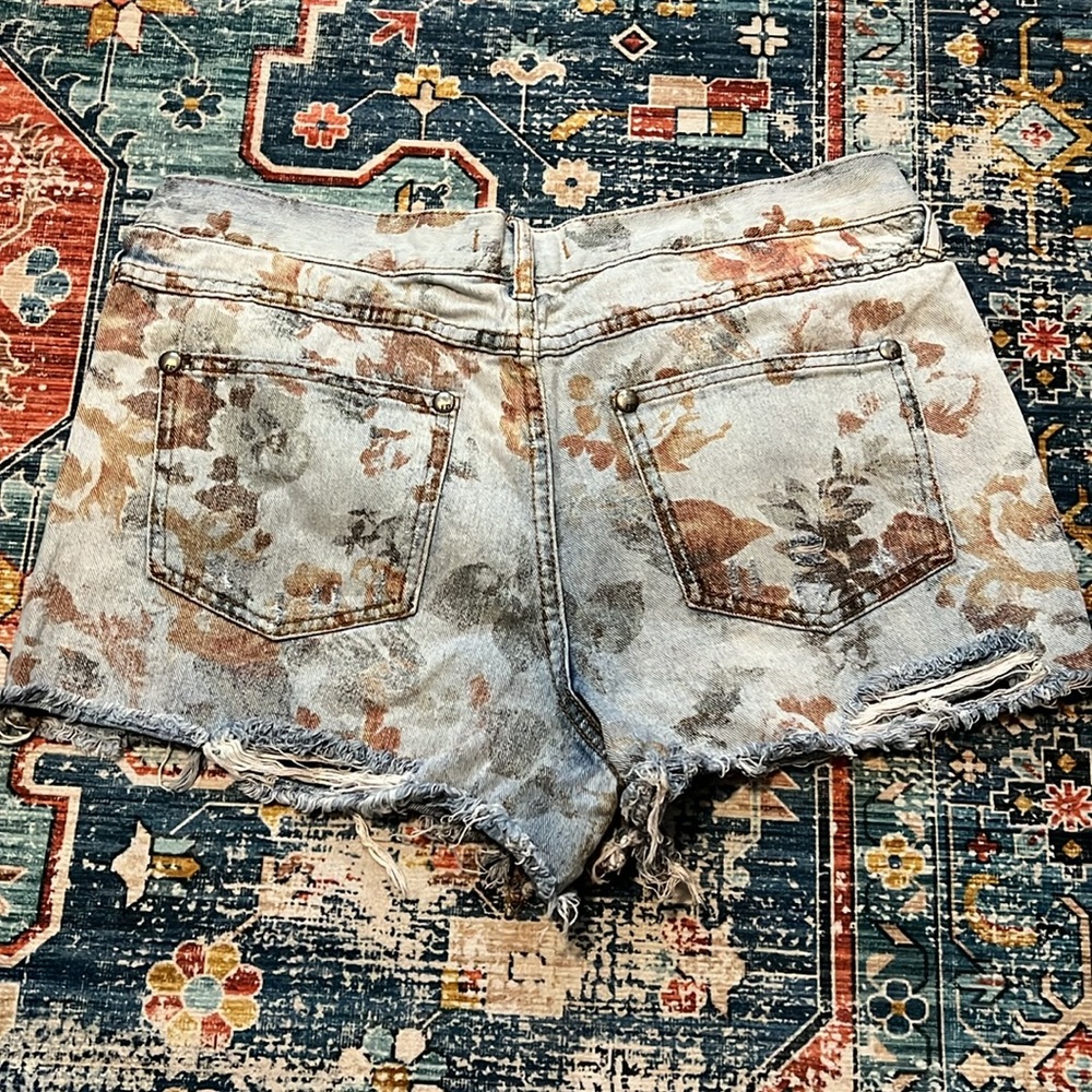Free People Floral Light Blue Denim Cutoff Shorts - Picture 3 of 3